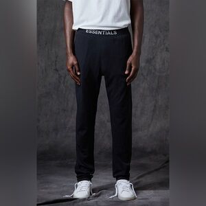 FEAR OF GOD ESSENTIALS Black Jersey Lounge Pants